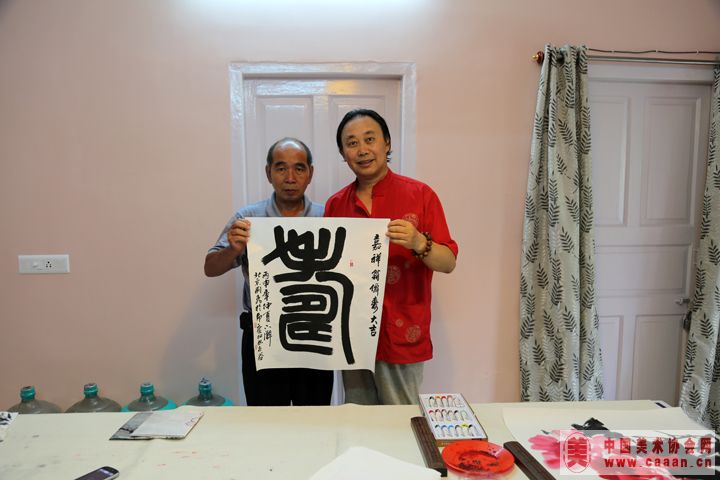 ���й���ӡ�Ȼ��Ⱥ�Ӱ���ղ�����Ʒ