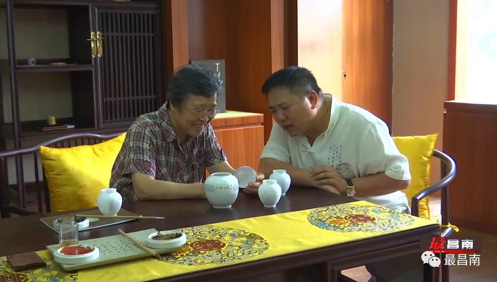 ���ӱ���