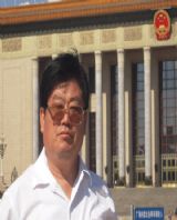 ����������