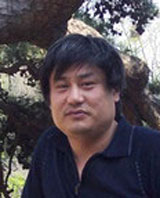 ����������