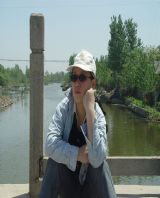 �������