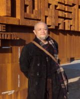 ������־��