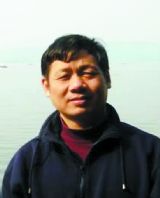 ����������