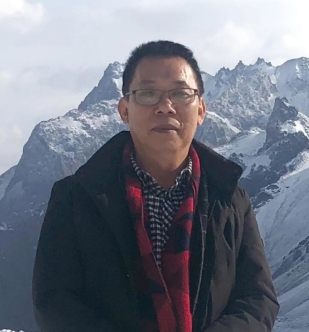 ��ӳ����Ƭ