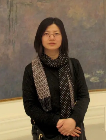 ��ɽ����Ƭ