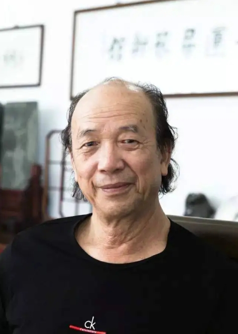 ����Ȼ��Ƭ