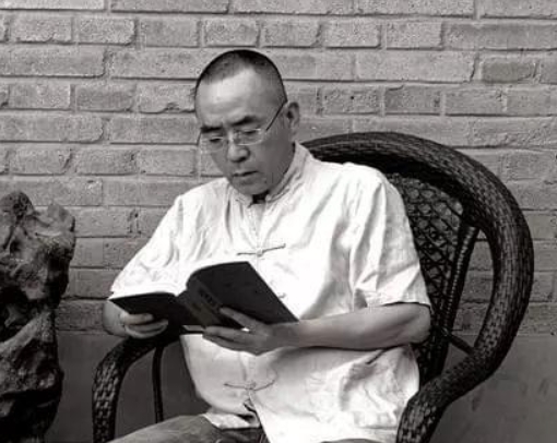 ���з���Ƭ