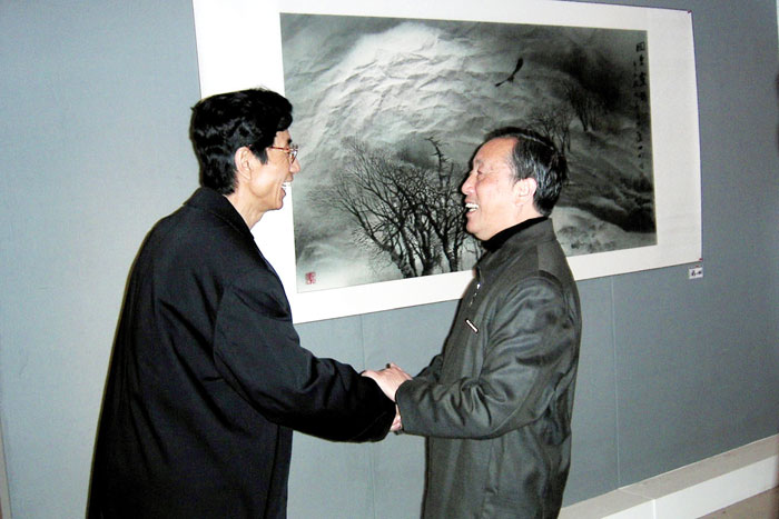 ���ҹ���������ʦ���������մ�ѧԺԺ�������������ιۻ�չ��ͬ��